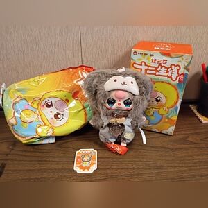 Baby Three Chinese Zodiac Monkey Crying Special Eyes